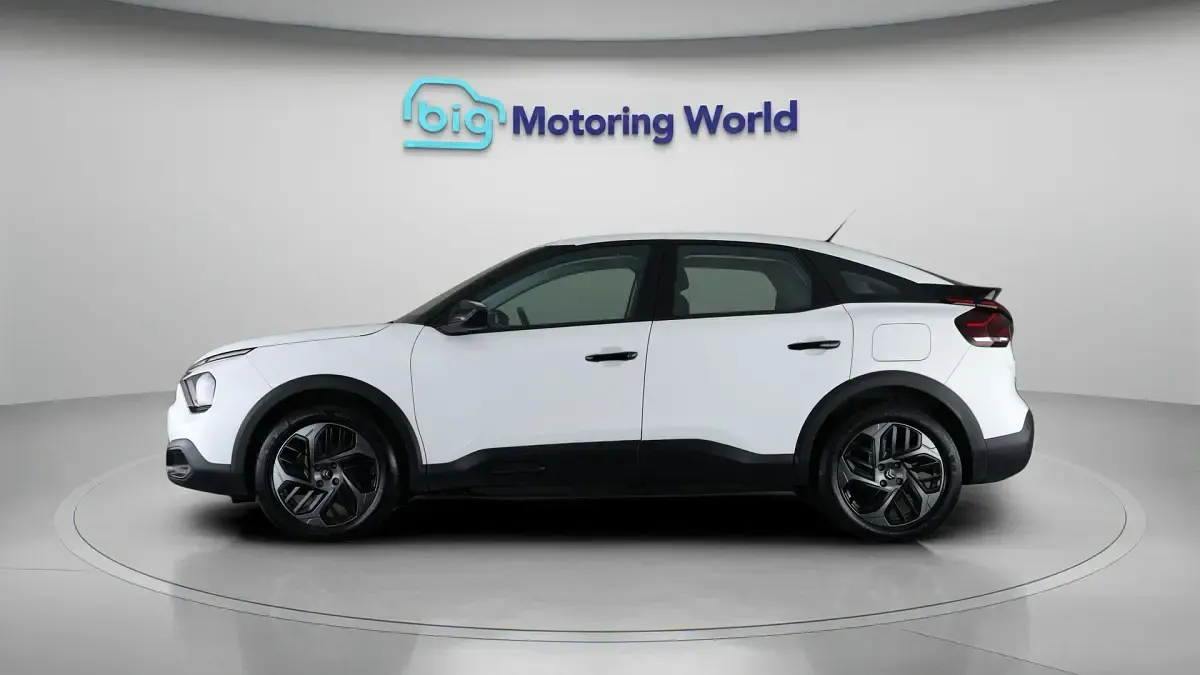 Used Citroën C4 PureTech 99 HP (72 kW) 2022