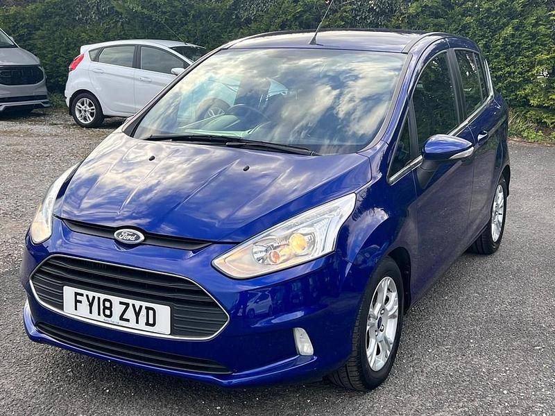 Used Ford B-MAX Zetec 95 HP (69 kW) 2018 Blue MPV