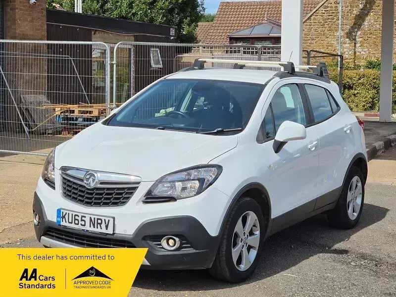 Used Vauxhall Mokka S 136 HP (100 kW) 2015 White SUV
