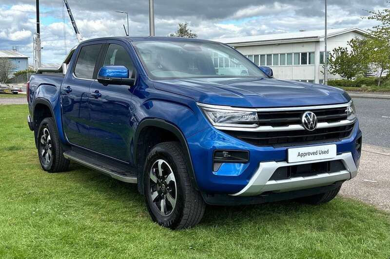 Blue Used 2023 VW Amarok Style Pickup | £41,998 (Fair price) - Image 1/4