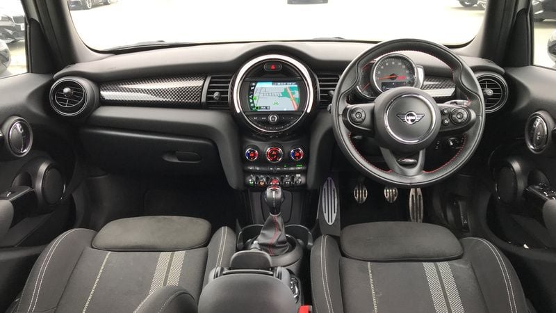 Używany Mini Cooper S Hatch 189 KM (139 kW) 2020 Srebrny Hatchback