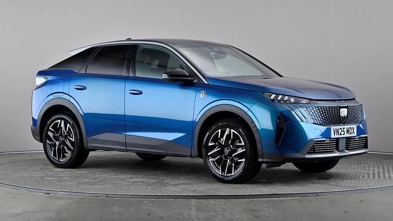 Blue Used 2025 Peugeot 3008 GT Hatchback | £24,998 (Good price) - Image 1/4