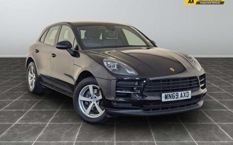 Used 2021 Porsche Macan SUV | £29,995 - Image 1/2