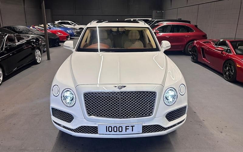 Used Bentley Bentayga 608 HP (447 kW) 2018 SUV