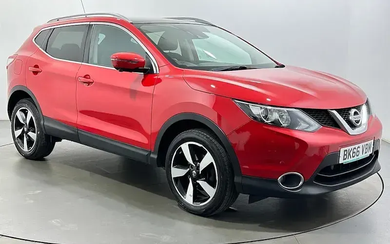 Used Nissan Qashqai N-Connecta 110 HP (80 kW) 2016 SUV