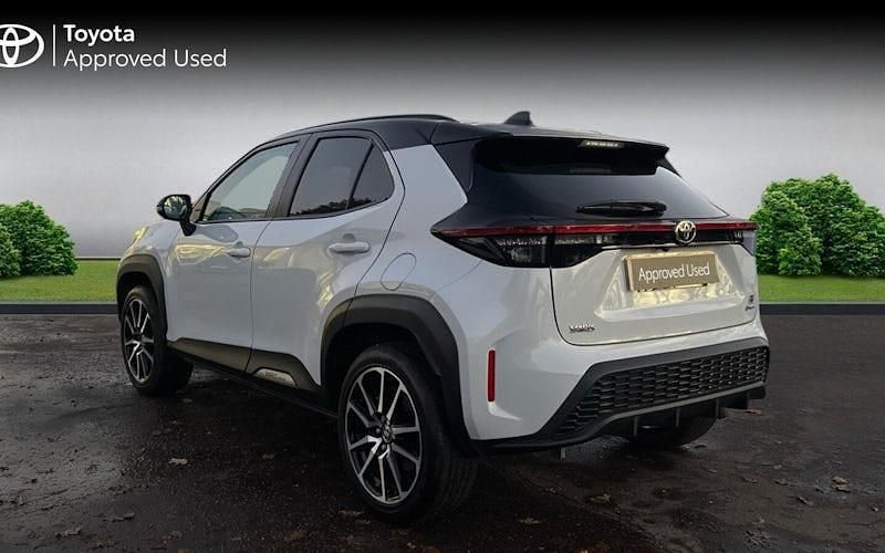 Used Toyota Yaris Hybrid Sport 131 HP (96 kW) 2024 Grey Estate