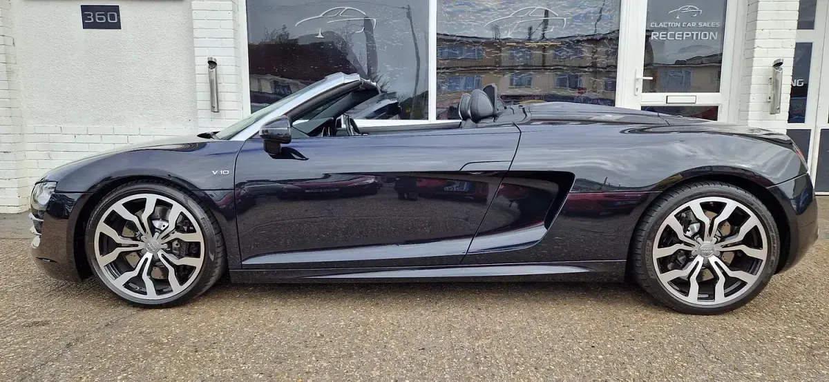 Used Audi R8 Spyder Design 525 HP (386 kW) 2012 Black Cabriolet