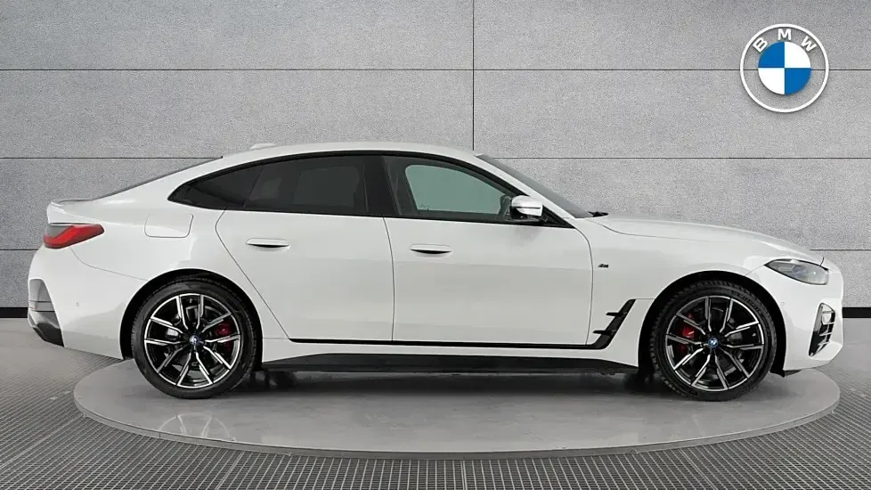 Used BMW i4 M Sport 246 kW (335 HP) 2022 White Sedan