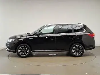 Used Mitsubishi Outlander P-HEV 200 HP (147 kW) 2018 Black SUV