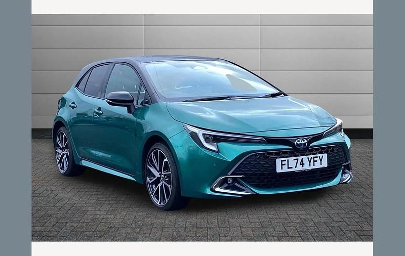 Green Used 2024 Toyota Corolla Hatchback | £24,795 (Fair price) - Image 1/3