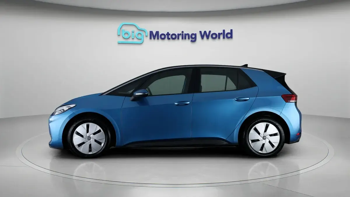 Used VW ID.3 Pro 169 kW (231 HP) 2024 Blue Hatchback