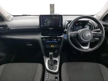 Used Toyota Yaris Hybrid 116 HP (85 kW) 2023 Grey Estate