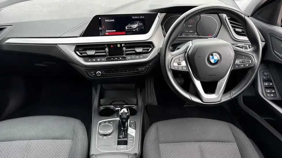 Used BMW 116 Comfort Edition 114 HP (83 kW) 2019 Silver Hatchback