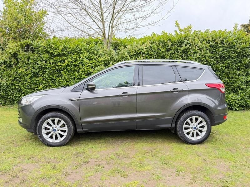 Used Ford Kuga Titanium 150 HP (110 kW) 2016 Grey SUV