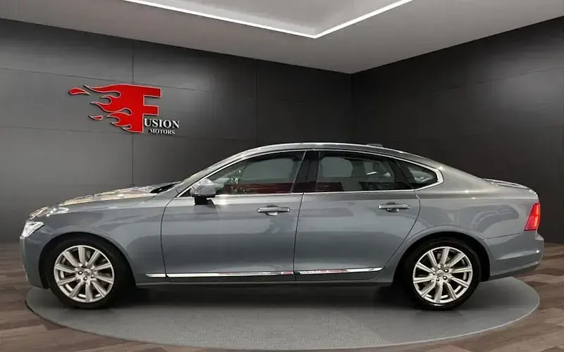 Used Volvo S90 Inscription 235 HP (172 kW) 2019 Sedan
