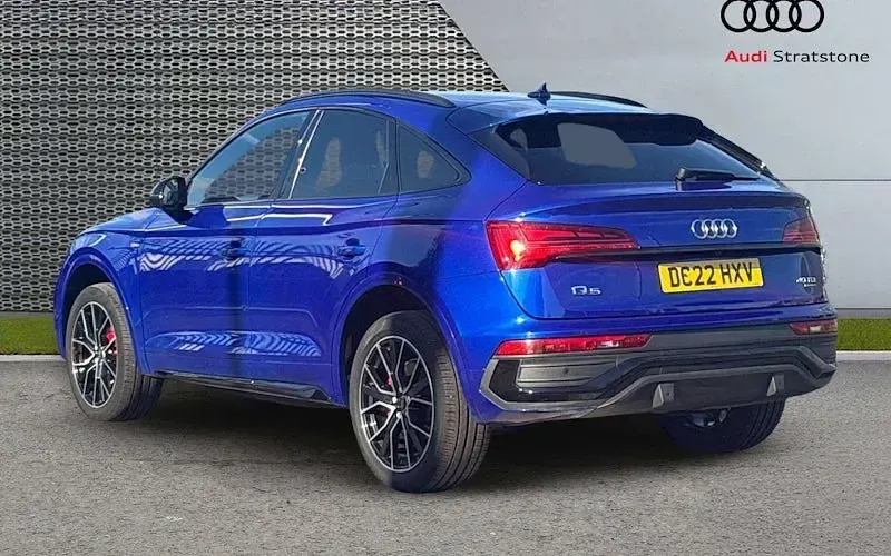 Used Audi Q5 Sportback 204 HP (150 kW) 2022 Blue SUV