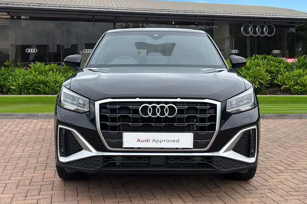 Used Audi Q2 S-Line 116 HP (85 kW) 2025 Black SUV