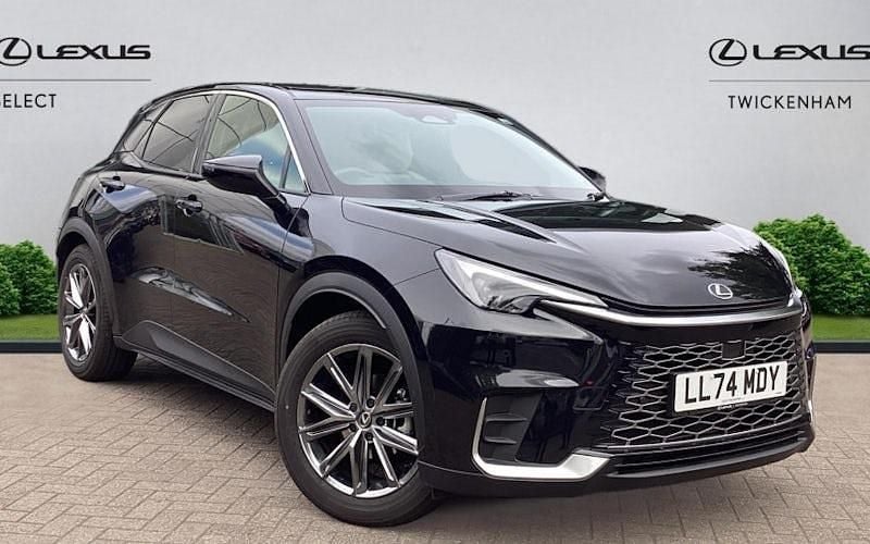 Used 2026 Lexus LBX SUV | £29,950 (Good price) - Image 1/4