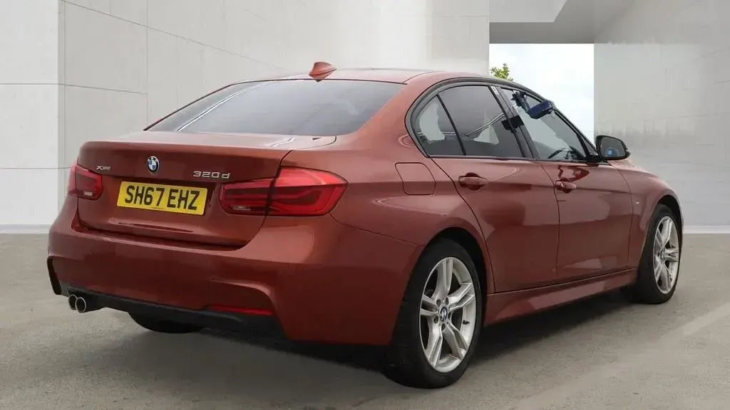 Used BMW 320 M Sport 190 HP (139 kW) 2018 Orange Sedan