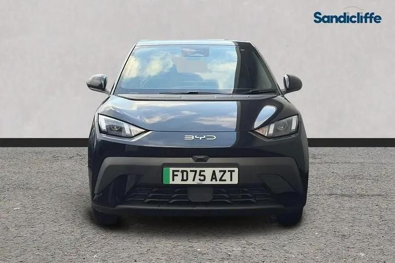 New BYD Dolphin Surf Active 64 kW (88 HP) 2025 Metallic  polar night black Hatchback