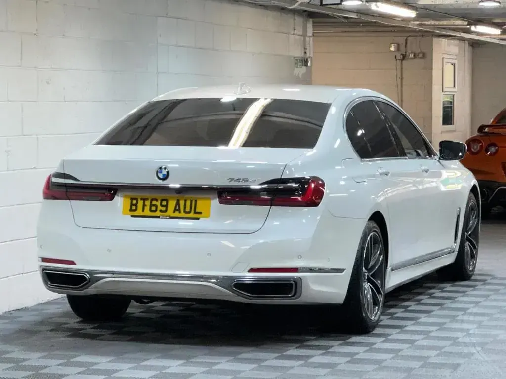 Used BMW 745e Comfort Edition 2019 White Sedan