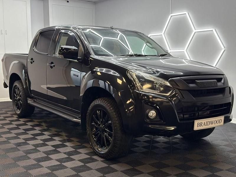 Black Used 2017 Isuzu D-Max Pickup | £10,990 (Fair price) - Image 1/4