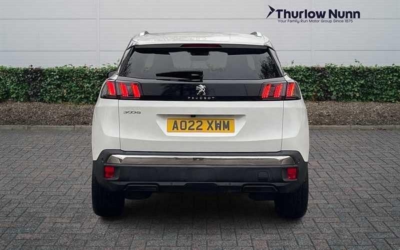 Used Peugeot 3008 Allure Premium 131 HP (96 kW) 2022 White SUV