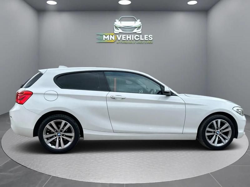Used BMW 118 Sport Line 134 HP (98 kW) 2015 White Hatchback