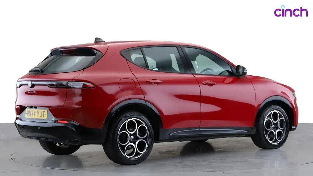 Used Alfa Romeo Tonale Sprint 2024 Red SUV
