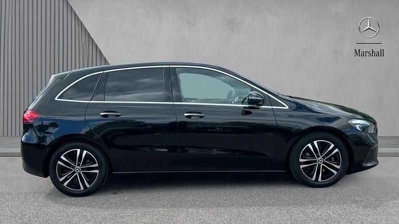 Used Mercedes B200 Executive 163 HP (119 kW) 2023 Cosmos black metallic MPV