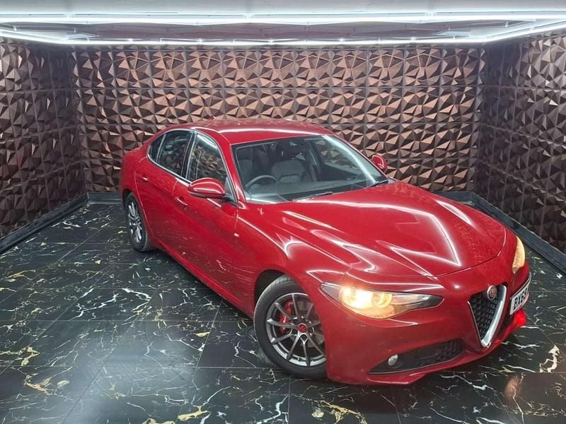 Red Used 2018 Alfa Romeo Giulia Super Sedan | £10,399 (Fair price) - Image 1/4