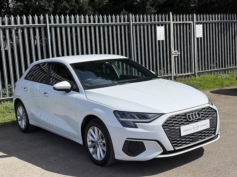 Used Audi A3 Business 150 HP (110 kW) 2020 White Sedan