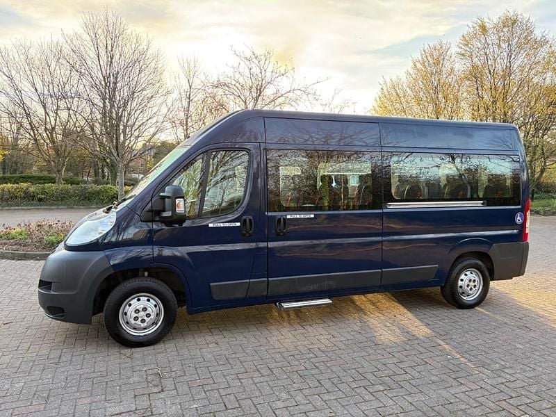 Used Peugeot Boxer 130 HP (95 kW) 2014 Blue Van