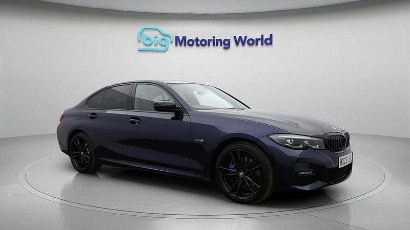 Used BMW 330e M Sport 292 HP (214 kW) 2022 Blue Sedan