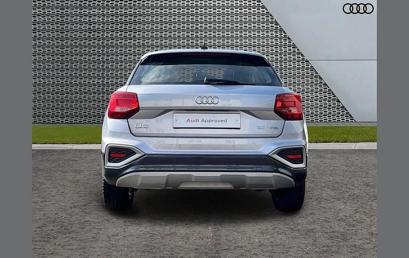 Used Audi Q2 Sport 108 HP (79 kW) 2023 Silver SUV