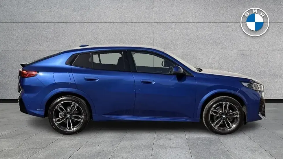 Used BMW iX2 M Sport 150 kW (204 HP) 2025 Blue SUV