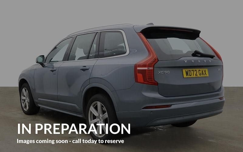 Used Volvo XC90 Core 250 HP (183 kW) 2025 SUV