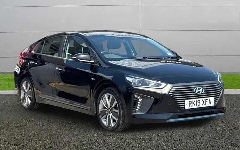 Used Hyundai Ioniq Premium SE 141 HP (103 kW) 2019 Hatchback