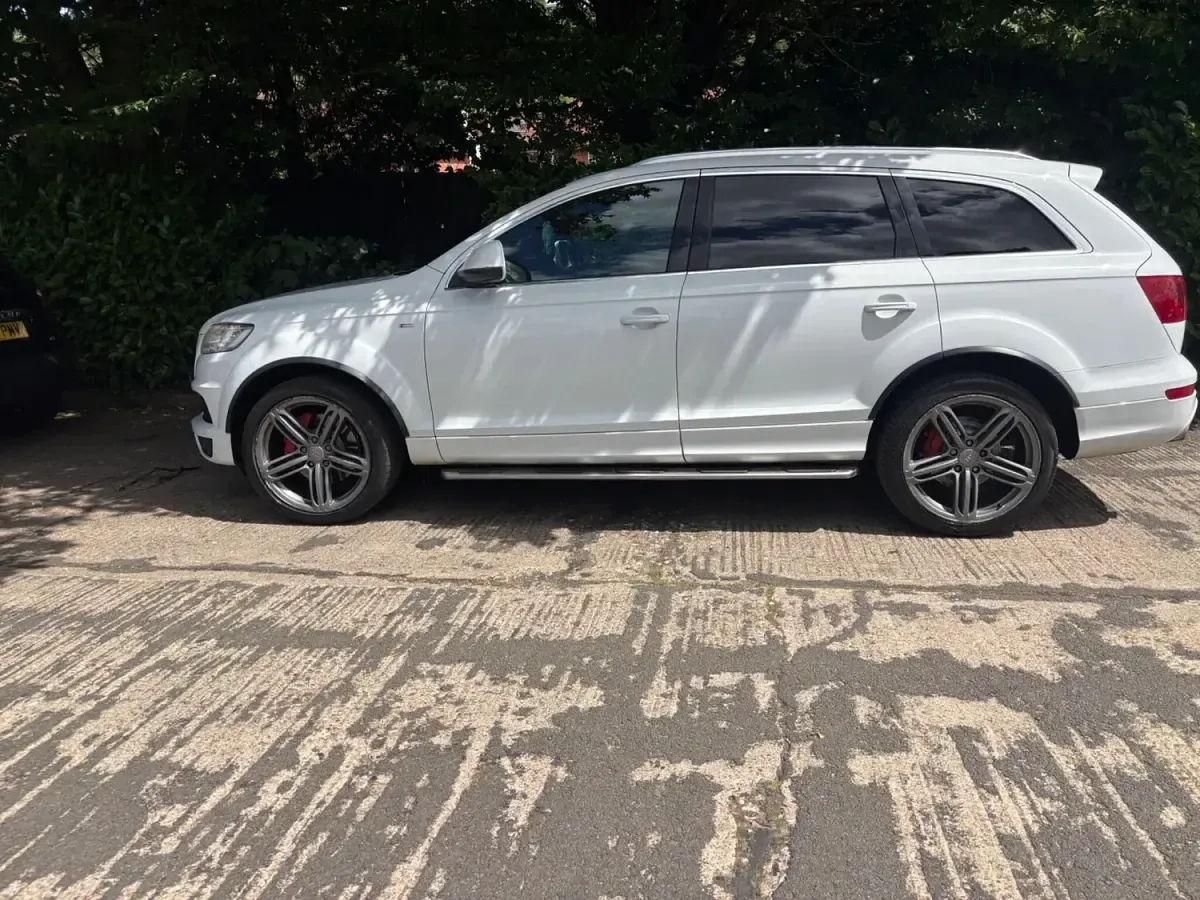 Used Audi Q7 S-line plus 2013 White SUV