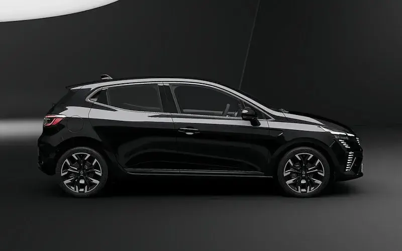 New Renault Clio Techno 90 HP (66 kW) 2026 Metallic  diamond black  Hatchback