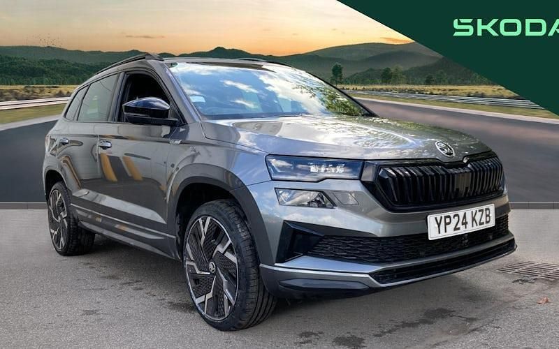 Used 2025 Skoda Karoq SportLine SUV | £27,495 (Fair price) - Image 1/4