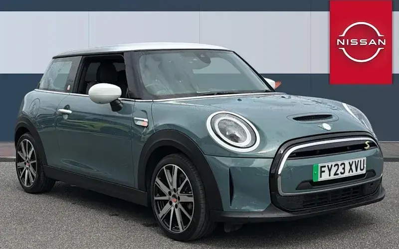 Used Mini Cooper 135 kW (184 HP) 2023 Hatchback