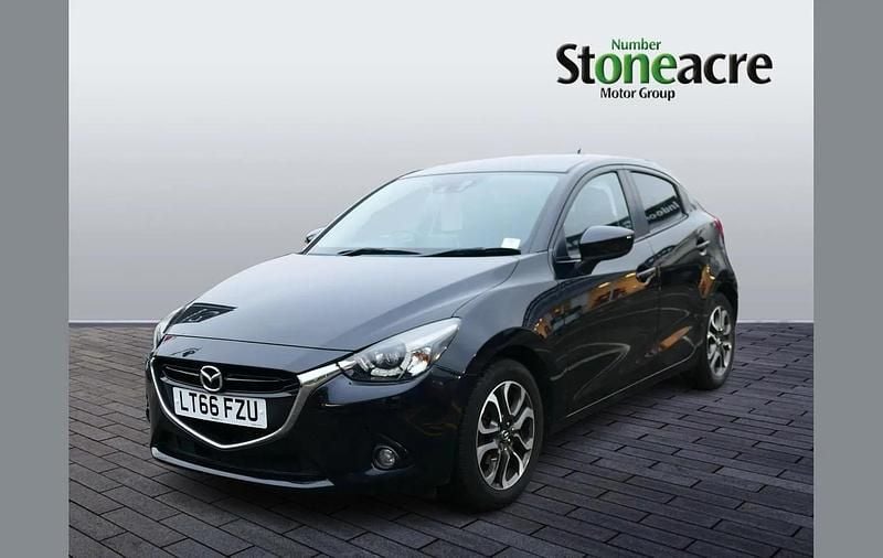 Used Mazda 2 Inclusive 113 HP (83 kW) 2016 Black Hatchback