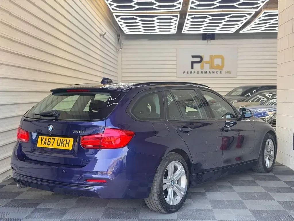 Used BMW 318 Sport Line 2017 Blue Estate
