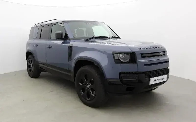 Used Land Rover Defender SE Dynamic 249 HP (183 kW) 2025 SUV