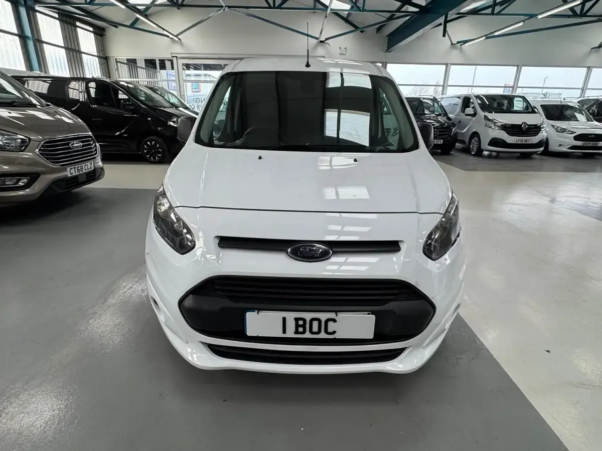 Second-hand Ford Transit Connect Trend 100 CP (73 kW) 2017 Alb Monovolum
