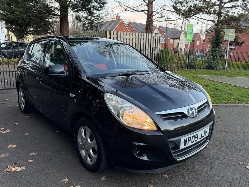 Used Hyundai i20 Comfort 2009 Black Hatchback