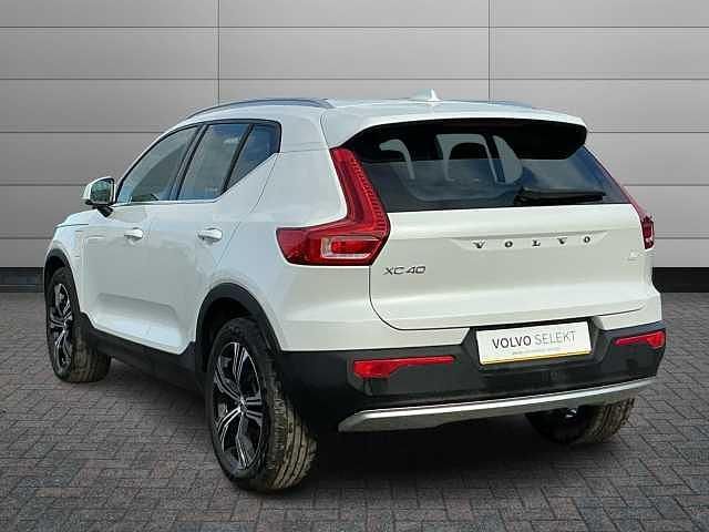 Used Volvo XC40 Inscription 208 HP (152 kW) 2021 SUV