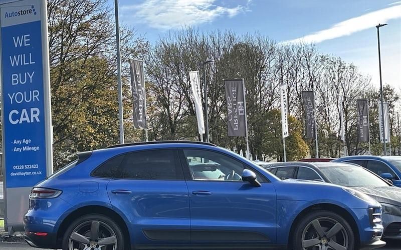 Usado Porsche Macan 245 HP (180 kW) 2020 SUV