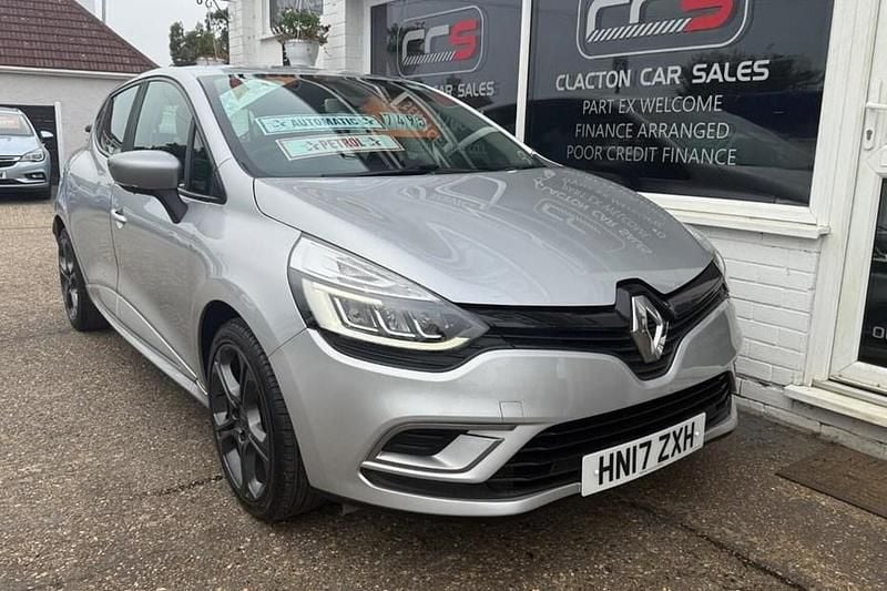 Silver Used 2017 Renault Clio IV Dynamique Hatchback | £7,495 - Image 1/1